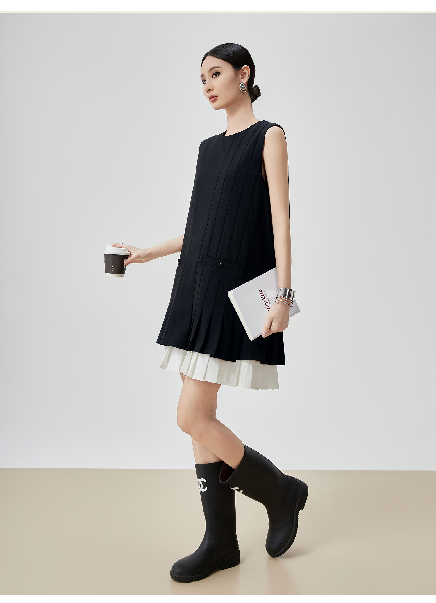 モード系 【S〜L】ノースリーブ袖プリーツ×レイヤード風ワンピース