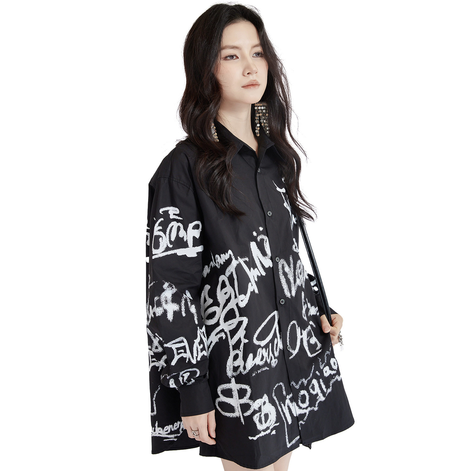モード系 【ユニセックス対応】アートプリント オーバーサイズシャツ（ホワイト／ブラック）