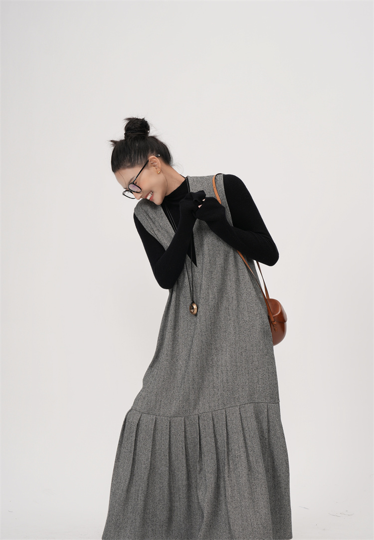モード系 【S〜XL】深V×起毛ツイード見え フィッシュテールワンピース
