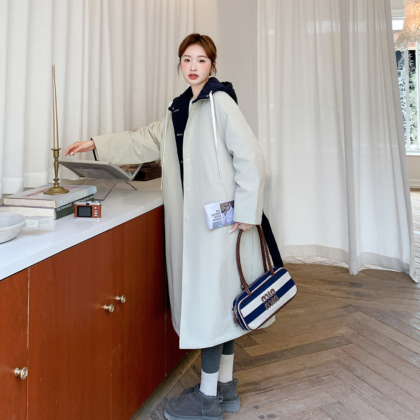 モード系 【数量限定】フード付き配色ロングコート（暖か中綿入り）