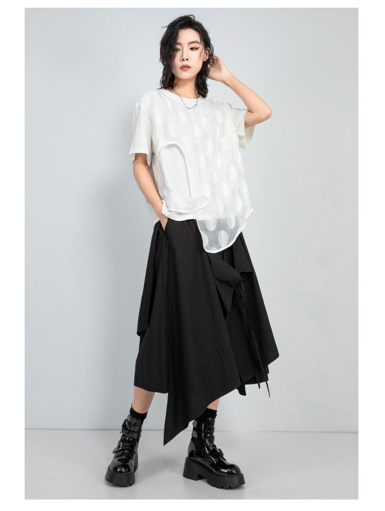 モード系 モード感際立つレイヤード風トップス｜個性派カット×ドット柄シアーで夏も差がつく一枚