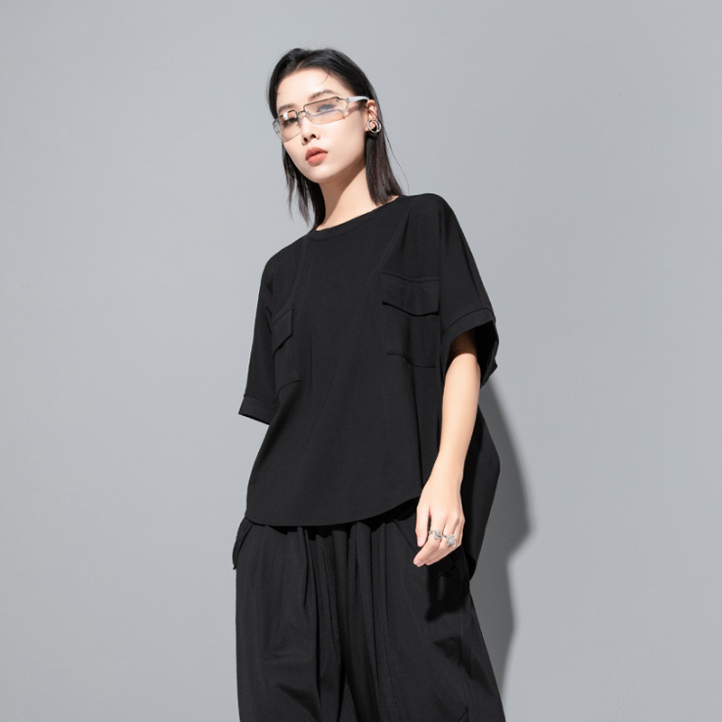 モード系 【3色展開】ワイドシルエット コットンTシャツ｜モード感と着心地を両立した大人の抜け感トップス