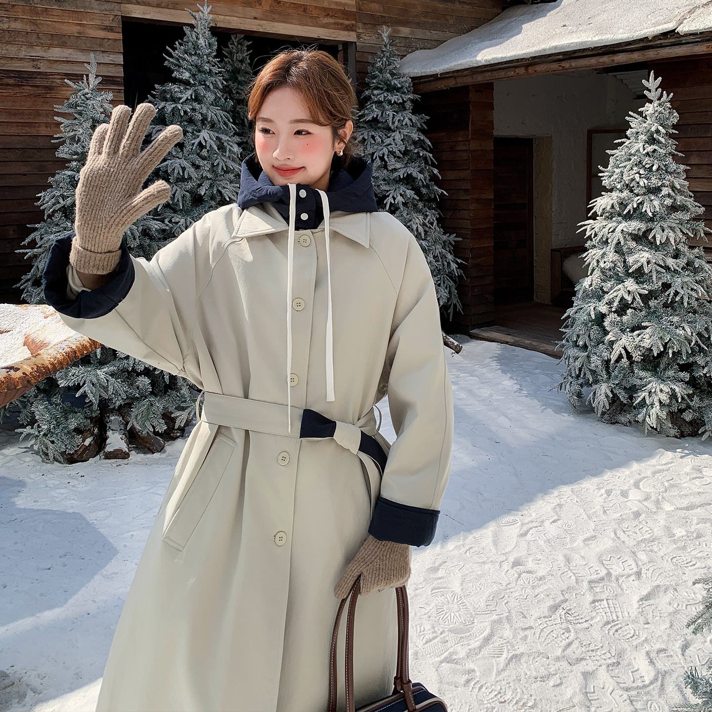 モード系 【数量限定】フード付き配色ロングコート（暖か中綿入り）