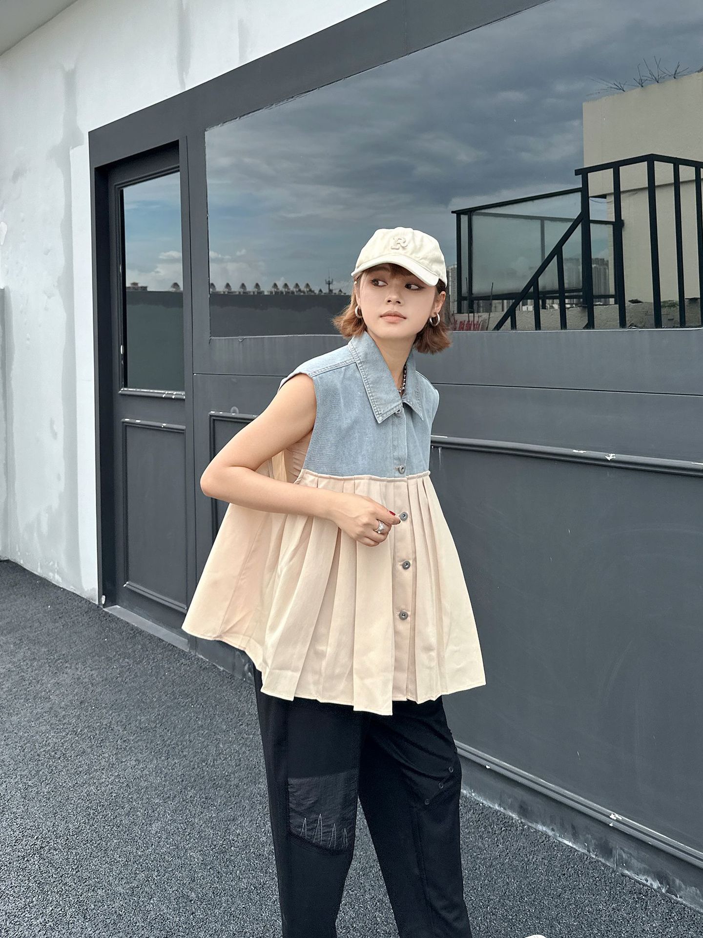 https://fulmo-img-server.com/modely/d100b89e-d255-4b26-b490-86dfc02a94c2.jpg