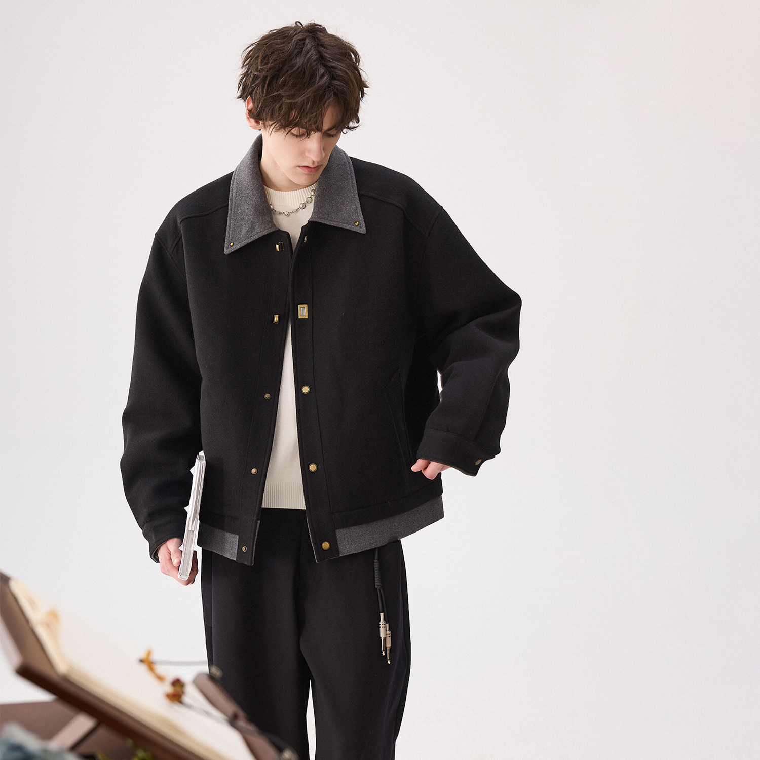 モード系 【ウール混×金具ボタン】上品さが際立つショート丈モードジャケット（ブラック／ブラウン）