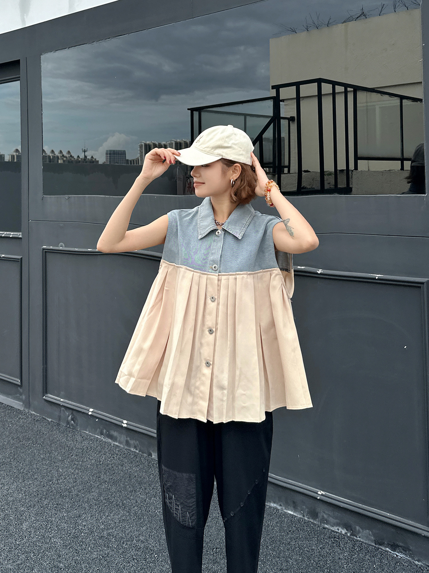 https://fulmo-img-server.com/modely/e3657201-1b1f-464f-9f73-78f8cb99be87.jpg