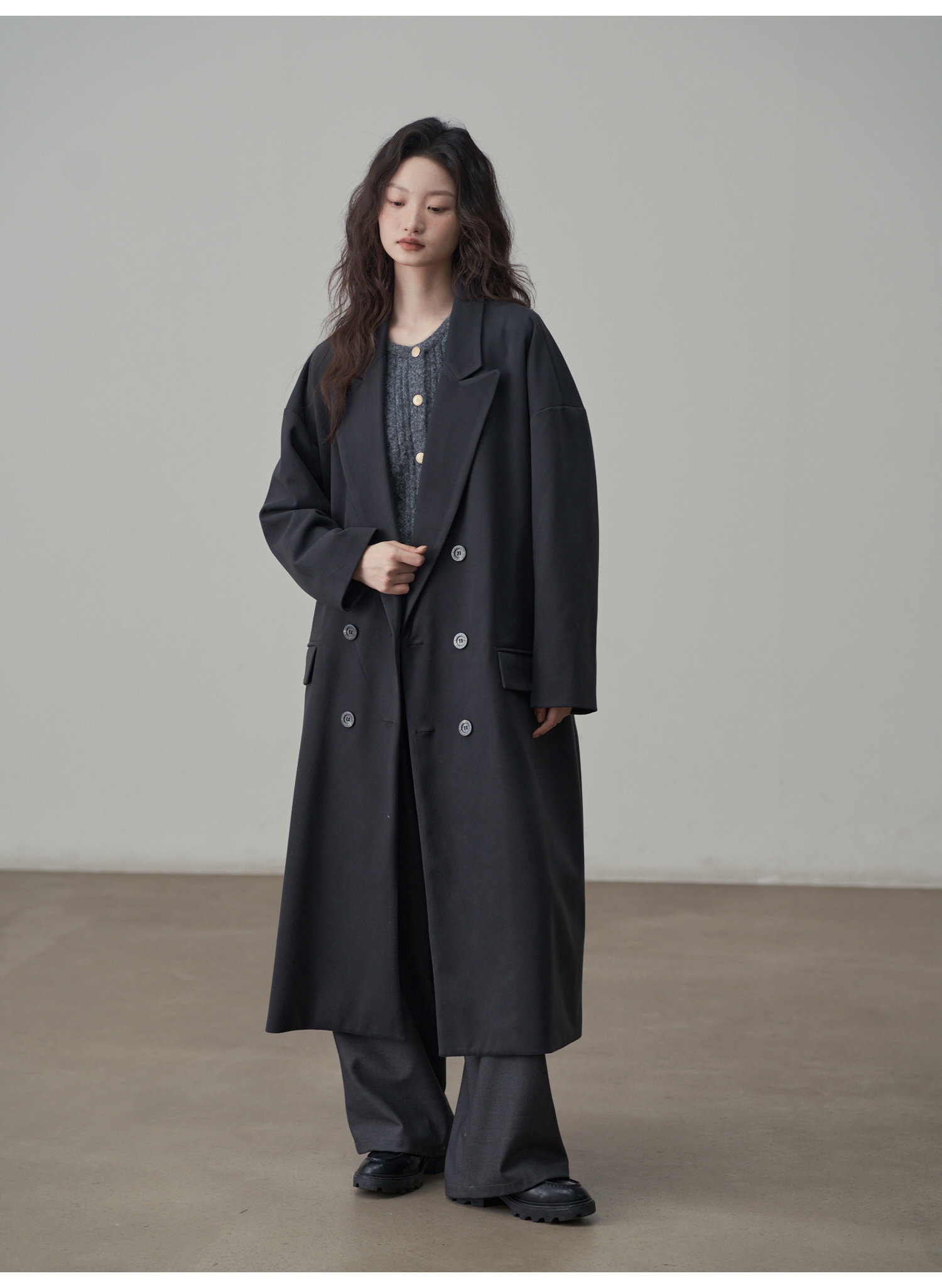 モード系 ゆったりオーバーサイズダブルブレストロングコート