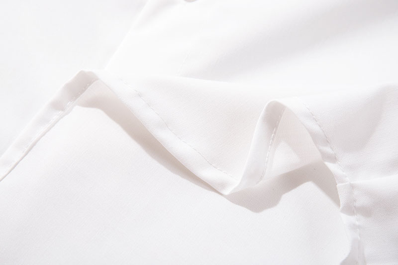 メンズカジュアルスーツ 刺繍入り長袖シャツ白黒二色展開