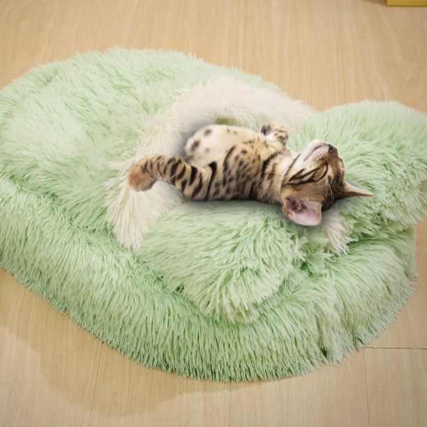 ペットマット 猫用 ふわふわ長毛楕円形首枕付き保温マット