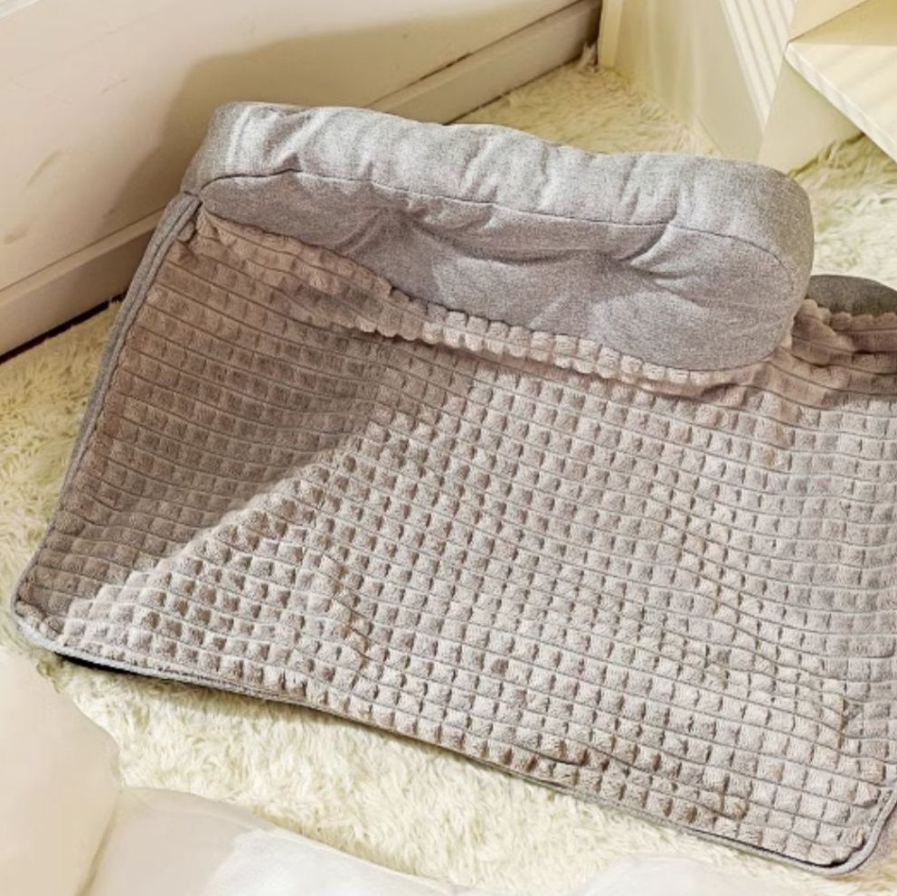 ペットマット 犬用 枕付き防水防滑マット