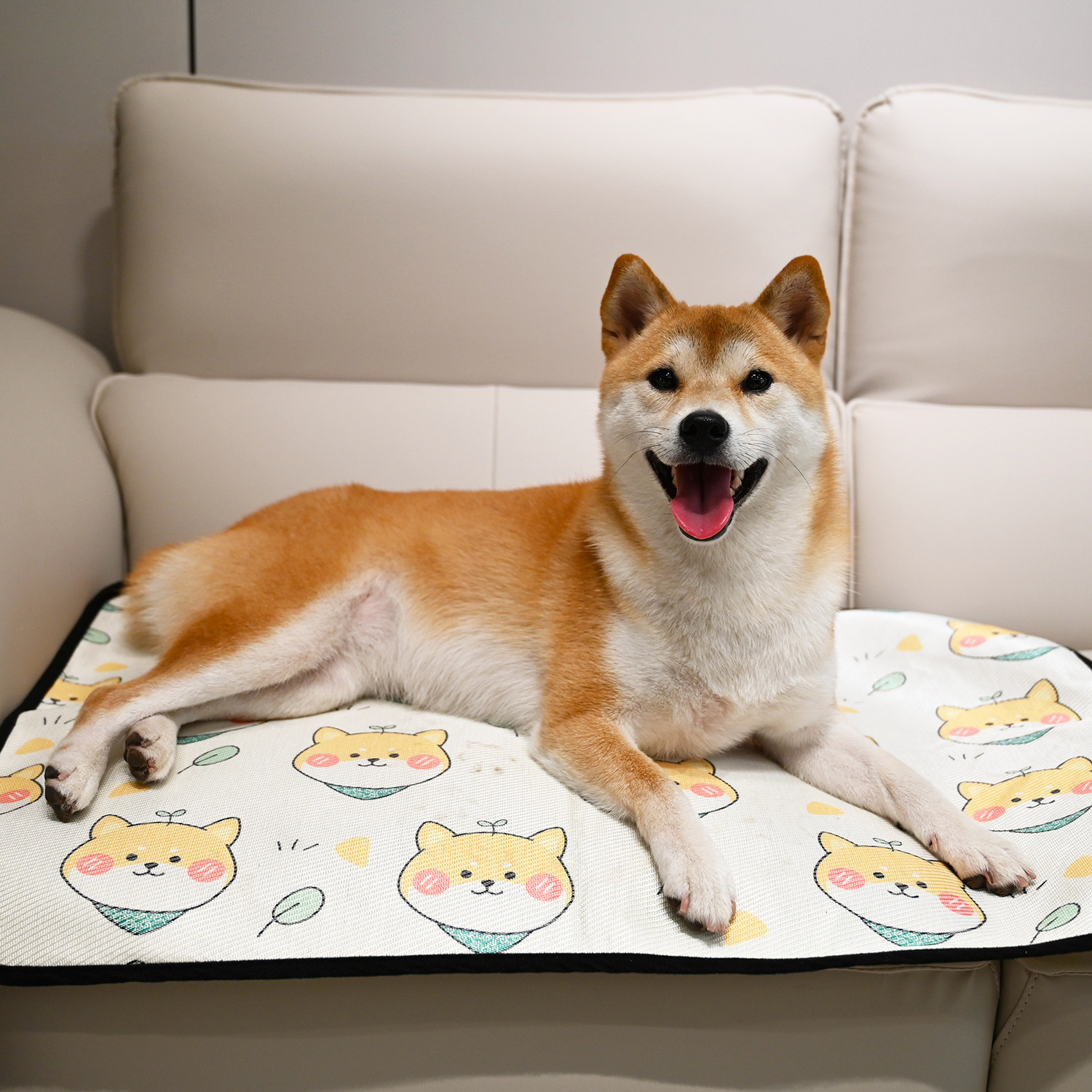 ペットマット 柴犬柄のかわいい癒し系ペットマット