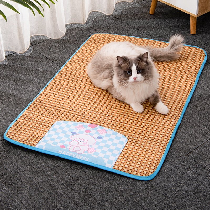 ペットマット 夏用ひんやり竹編みくまさん刺繍猫用マット