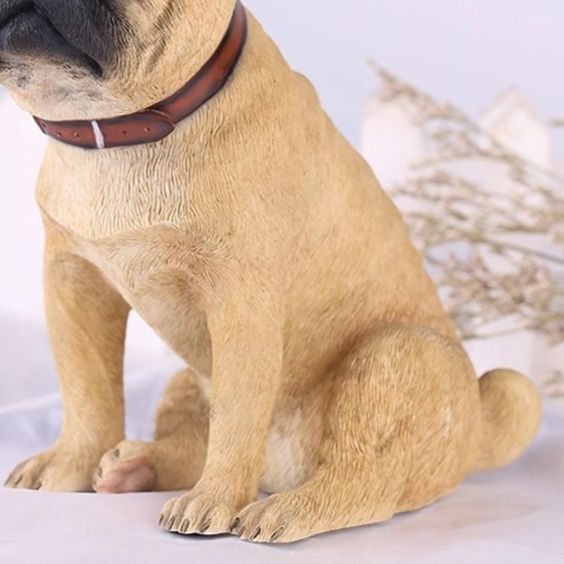 犬 ぬいぐるみ リアル造形パグ犬置物首輪付き