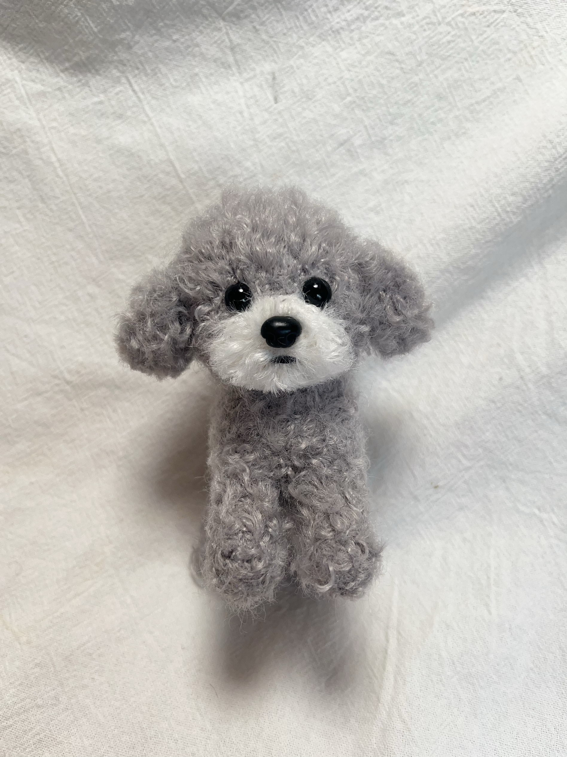 犬 ぬいぐるみ ふわもこプードルのキーホルダー