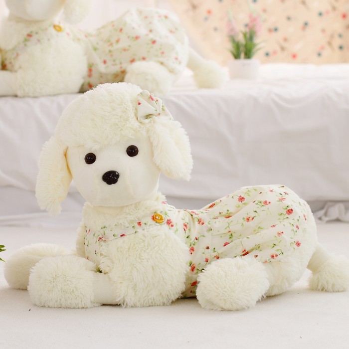 犬 花柄服を着たトイプードルぬいぐるみ
