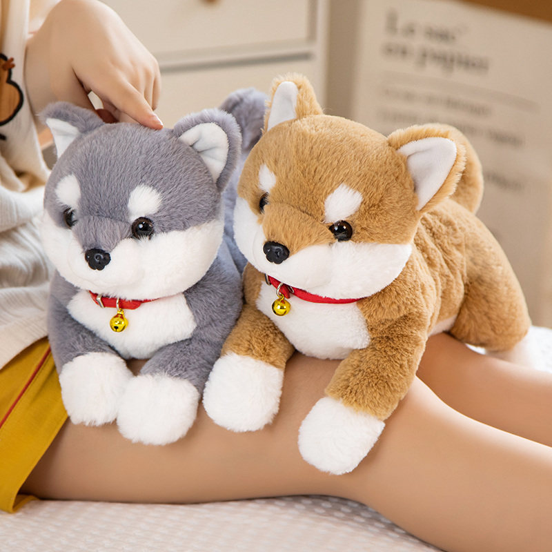 犬 ぬいぐるみ 首輪付き秋田犬ぬいぐるみ くるんと丸まった尻尾 秋田