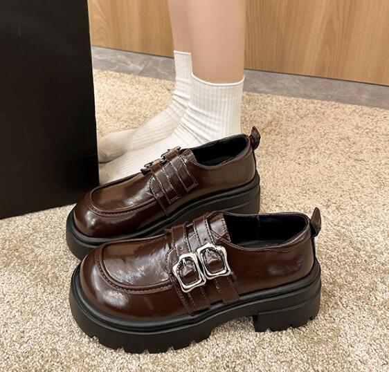 モカシン 厚底ダブルストラップローファー女性用合成皮革靴