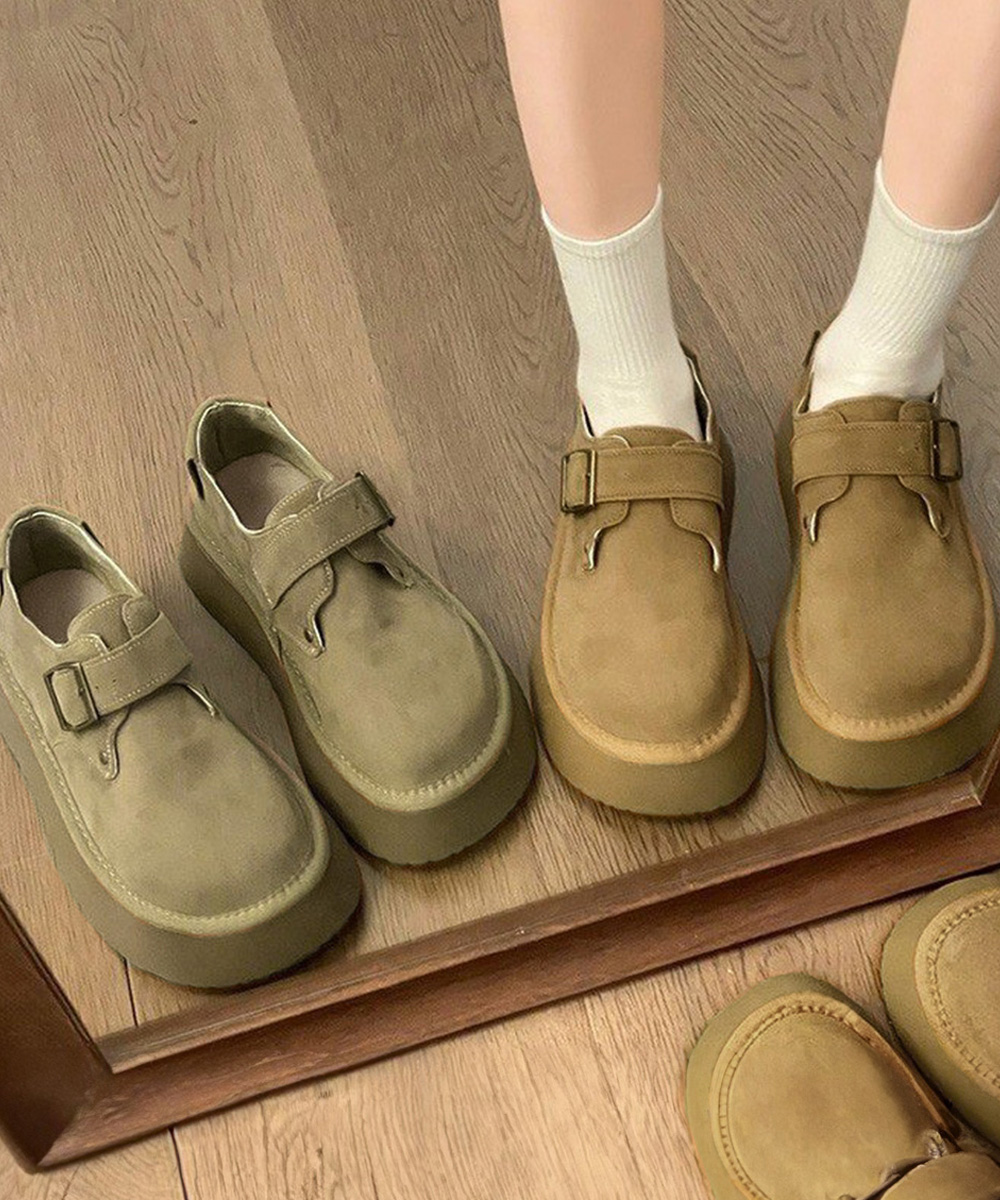 厚底モカシンシューズ ベルト付きスエード調パンプス