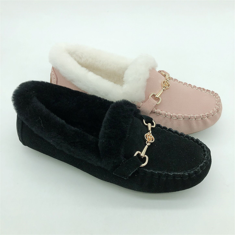 モカシン ふわもこ金具付きモカシンローファー