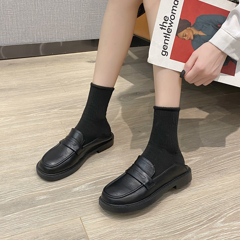 モカシン クラシック型押しモカシンローファー