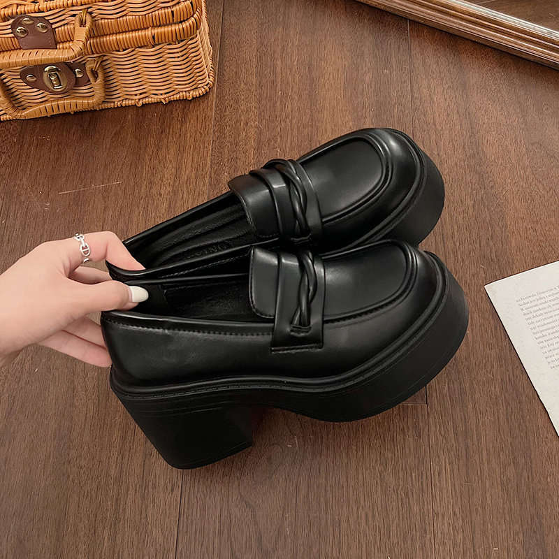 モカシン クラシック厚底モカシンローファー