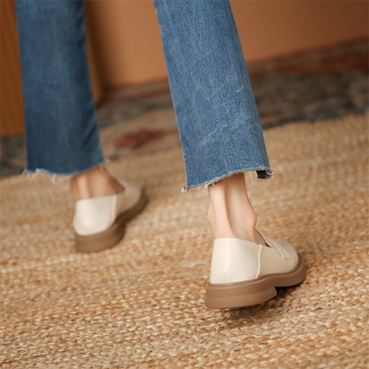 https://fulmo-img-server.com/mokshoe/3f35c870-c171-457d-889f-0cf0316ce4ed.jpg