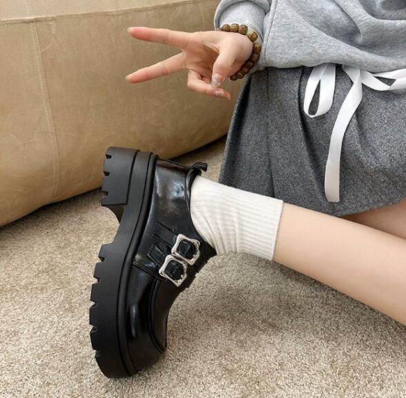 モカシン 厚底ダブルストラップローファー女性用合成皮革靴