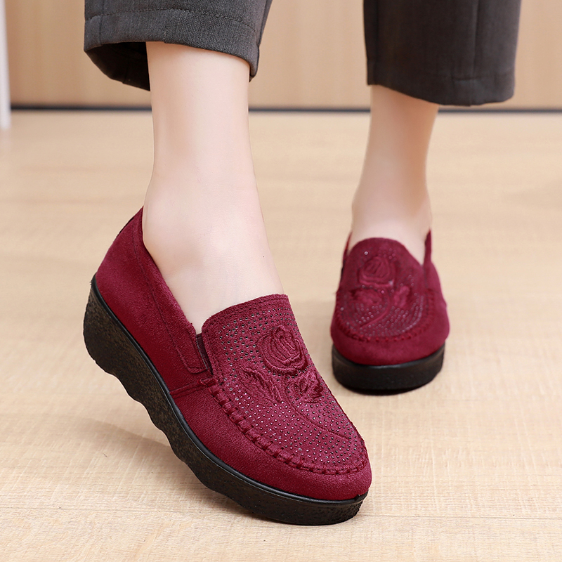モカシン 厚底 キラキラ刺繍入り厚底モカシン