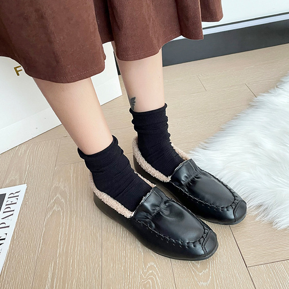 秋冬新作 裏ボア もこもこ モカシン レディース 暖かい フラット ローファー