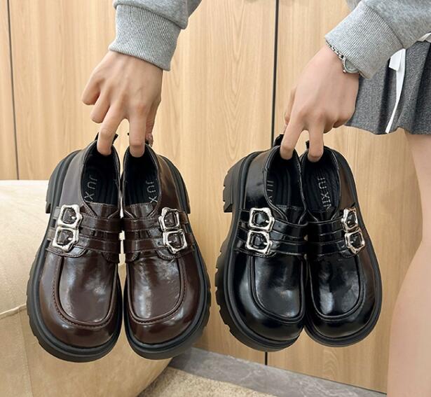 モカシン 厚底ダブルストラップローファー女性用合成皮革靴