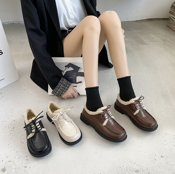 裏ボア厚底モカシン 暖かい保温シューズ