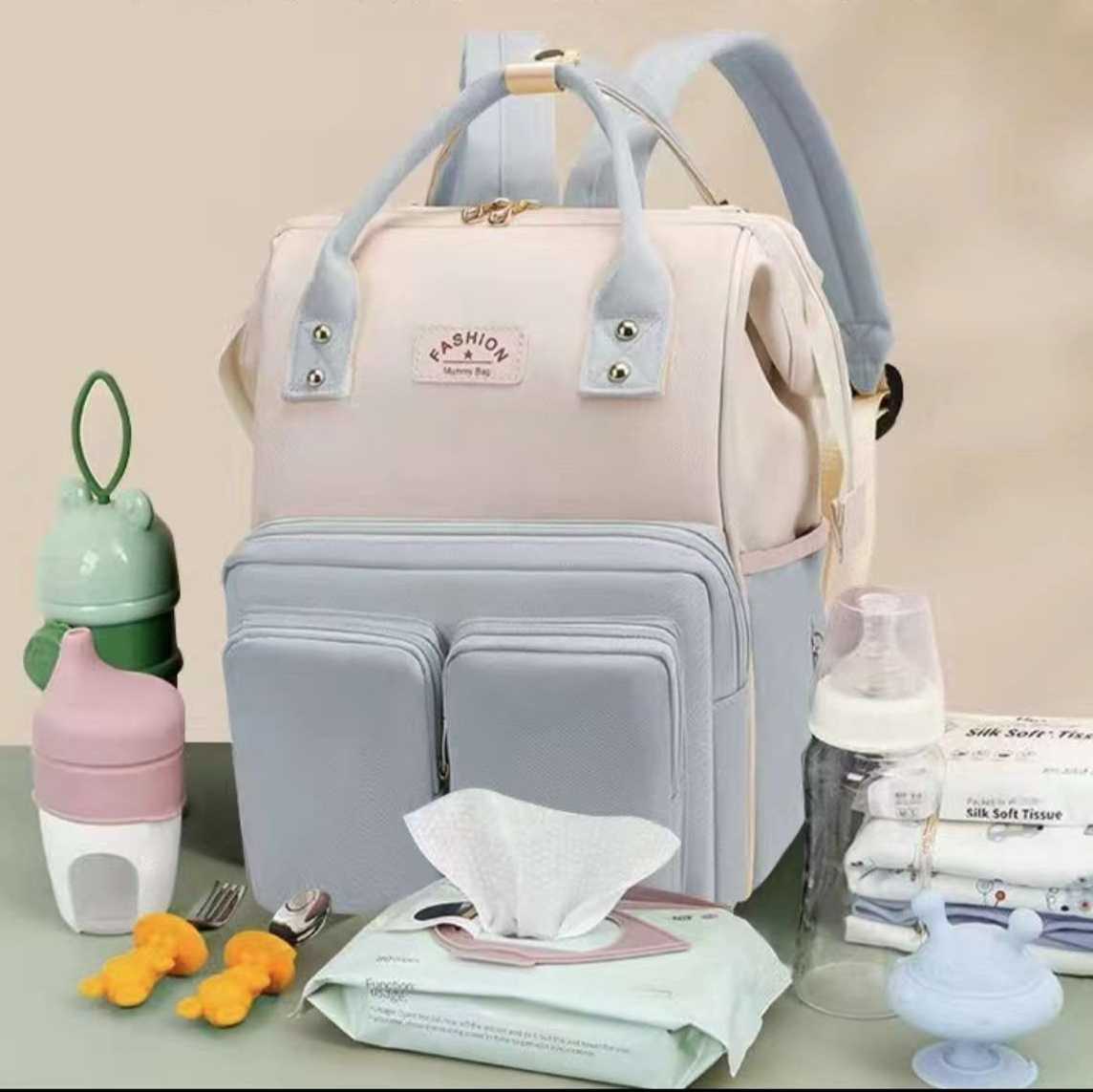 お出かけが楽しくなる！かわいいマザーズバッグリュック5選