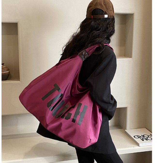 マザーズバッグ 軽量ナイロン素材の大容量大きめトートバッグ