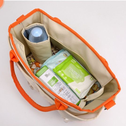 マザーズバッグ くま飾り付き多機能ポケット2way大容量トート