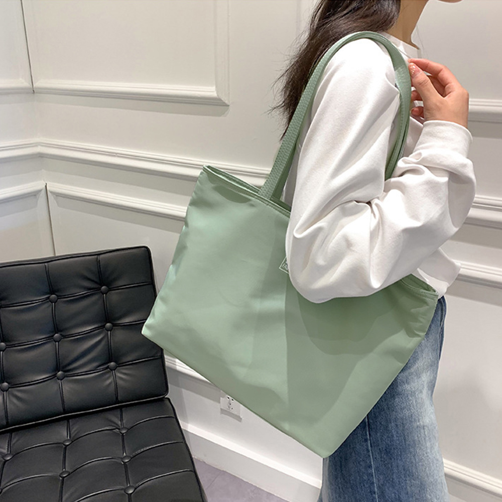 大容量ナイロントートバッグ マザーズバッグ ファスナー付き