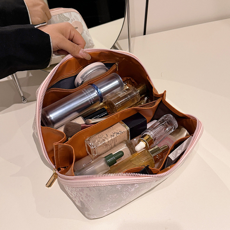 着物バッグ 花蝶模様 上品手持ちポーチ