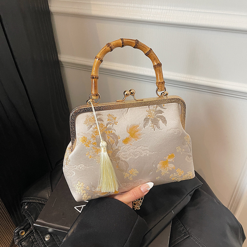 着物バッグ 竹取の花がま口バッグ