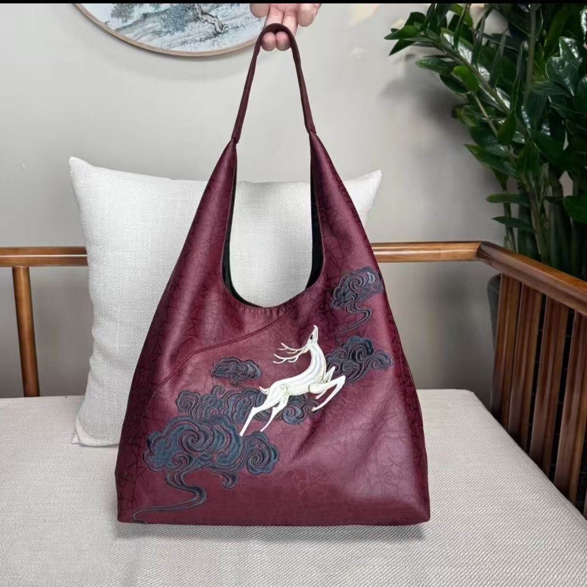 着物バッグ 雲間を駆ける鹿刺繍ショルダー