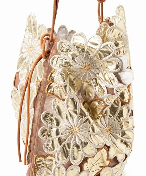着物バッグ 花透かし模様の巾着ショルダー