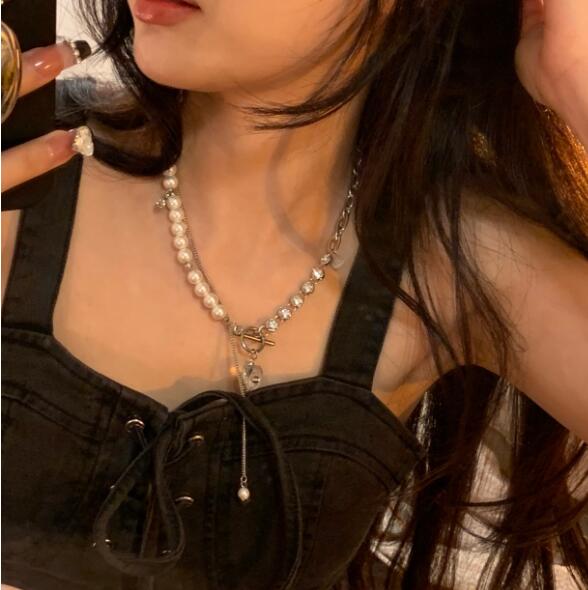 ギャルファッション 韓国風パール×チェーン重ね付けネックレス