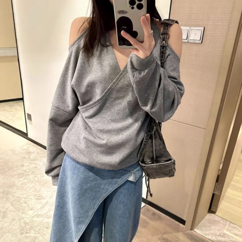 ギャルファッション 肩魅せカシュクールスウェット