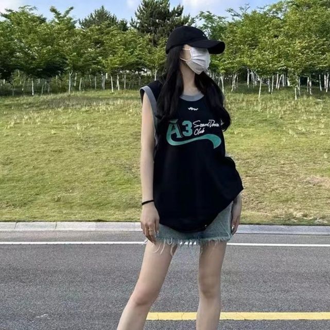 ギャルファッション ゆったりナンバーノースリーブスウェット