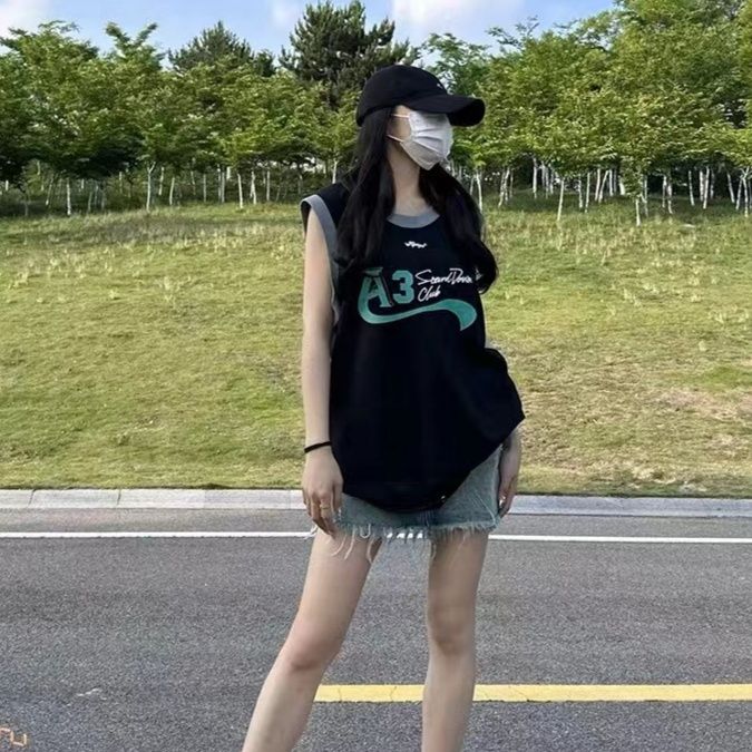 ギャルファッション ゆったりナンバーノースリーブスウェット