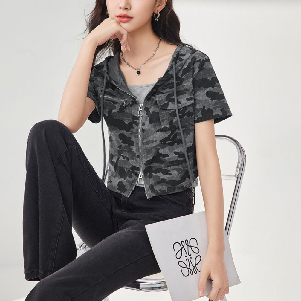 ギャルファッション 迷彩柄短袖ショートフード付きジップアップジャケット