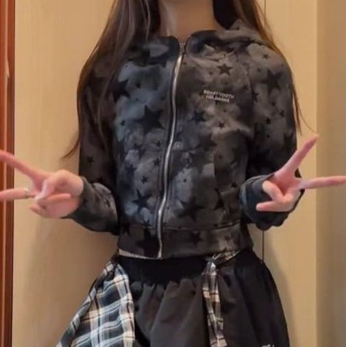 ギャルファッション 星柄迷彩ショート丈ジップアップジャケット