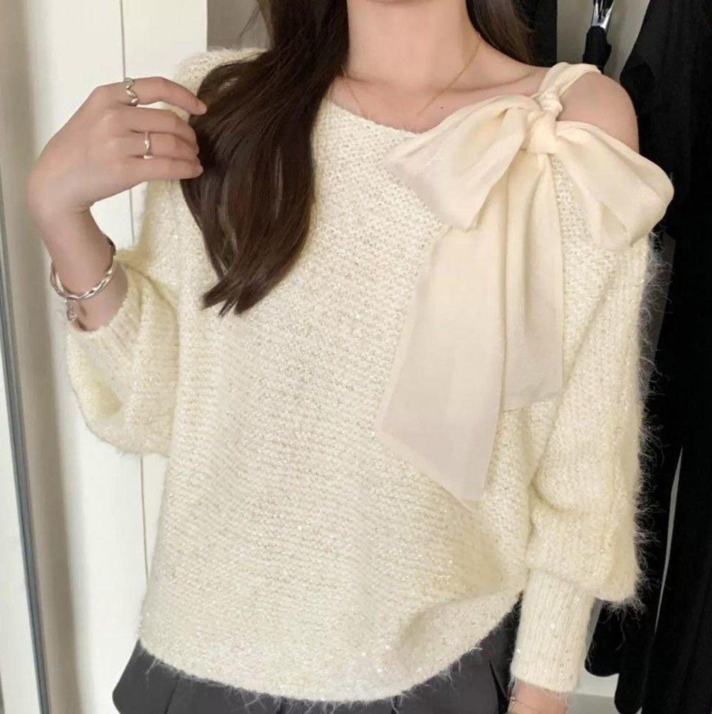 ギャルファッション ふわふわニット 韓国風 きれいめ 秋冬トップス