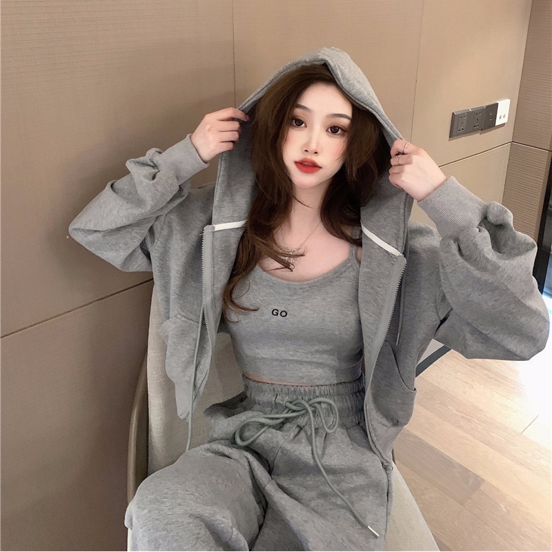 https://fulmo-img-server.com/morefuku/5178ad2f-64fb-4aad-80ad-9f4a7dfa869a.jpg