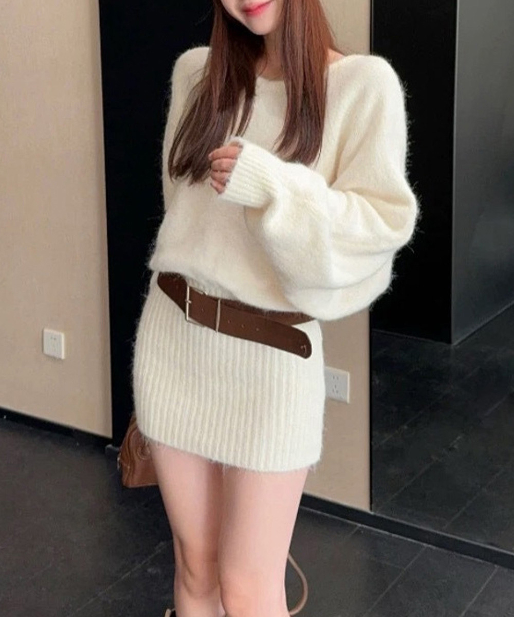 ギャルファッション ベルト付きオフショルダーニットワンピース