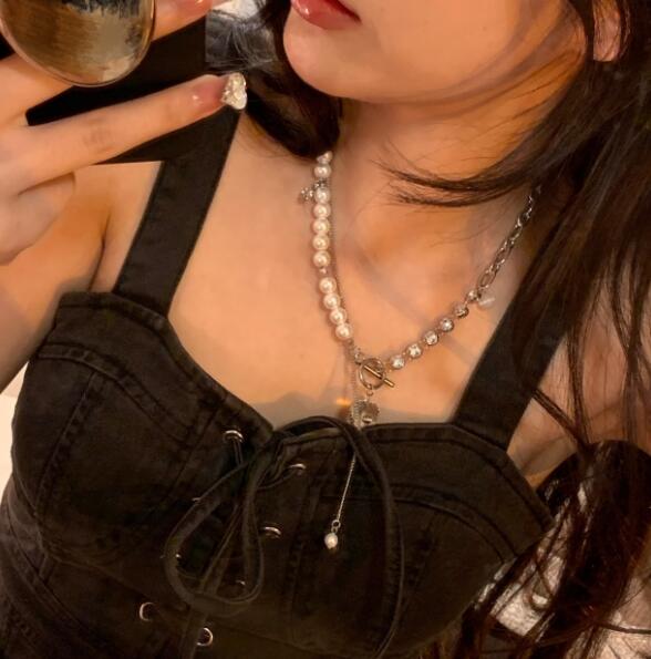 ギャルファッション 韓国風パール×チェーン重ね付けネックレス