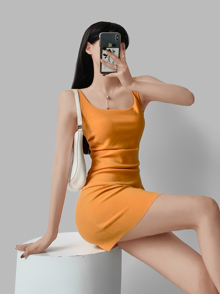 ギャルファッション 体型美人見せタンクトップミニ丈ボディコンワンピース
